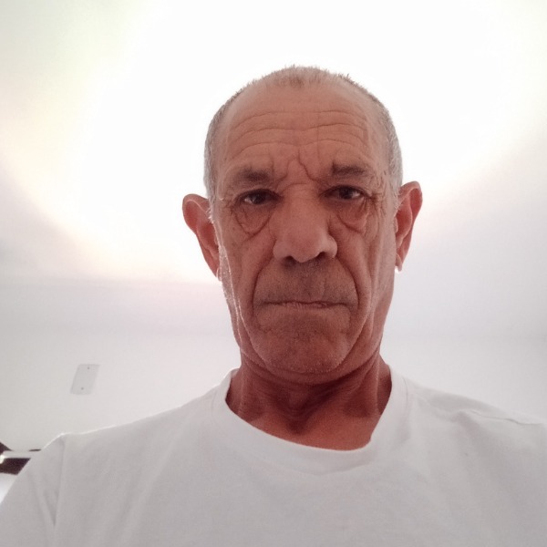 Foto de perfil de Valdenir de Oliveira